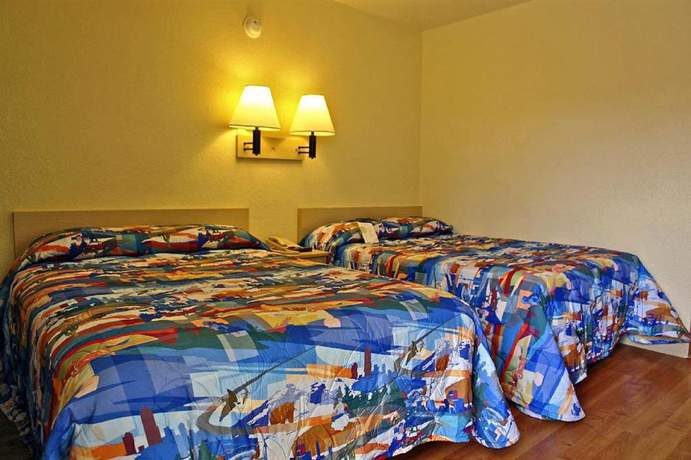 Motel 6 Hattiesburg Ms חדר תמונה