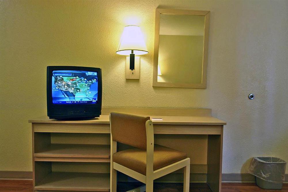 Motel 6 Hattiesburg Ms שירותים תמונה
